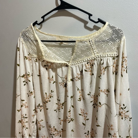 Melloday Cream + White Floral Blouse Top Women’s Size 1X Semi-Sheer Flowy - Picture 2 of 9